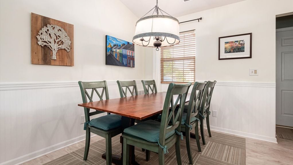 05-z 669 Kensington Dr023