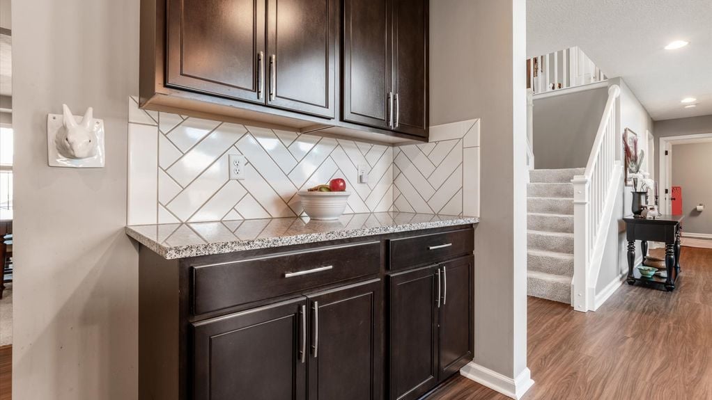 08-zj 199 Auburn Dr034