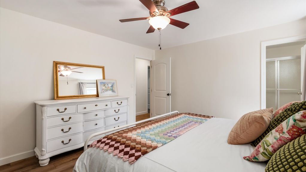 11-zj 161 Wildwood Dr062