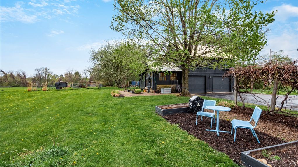 13-z 71 Clouse Exterior022
