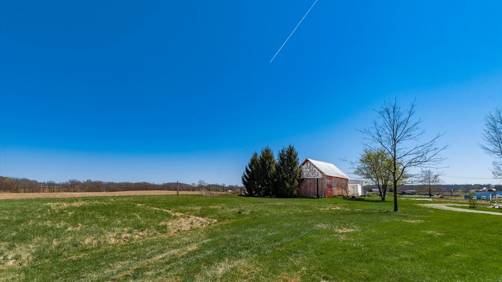 18-zj 12428 North St064-2-Edit