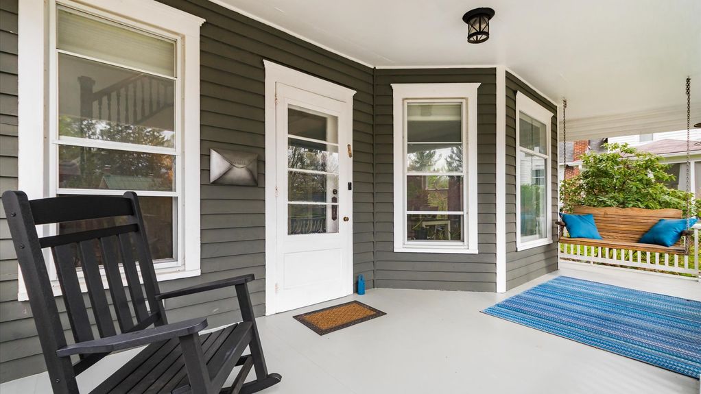 26-zj 337 N Pearl St117