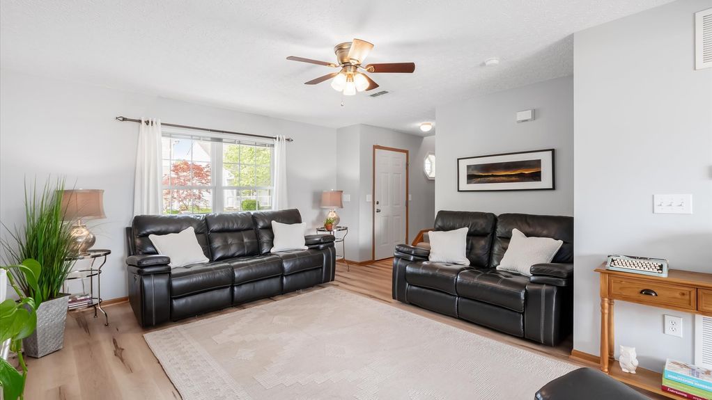 05-zj 7739 Lupine Dr011