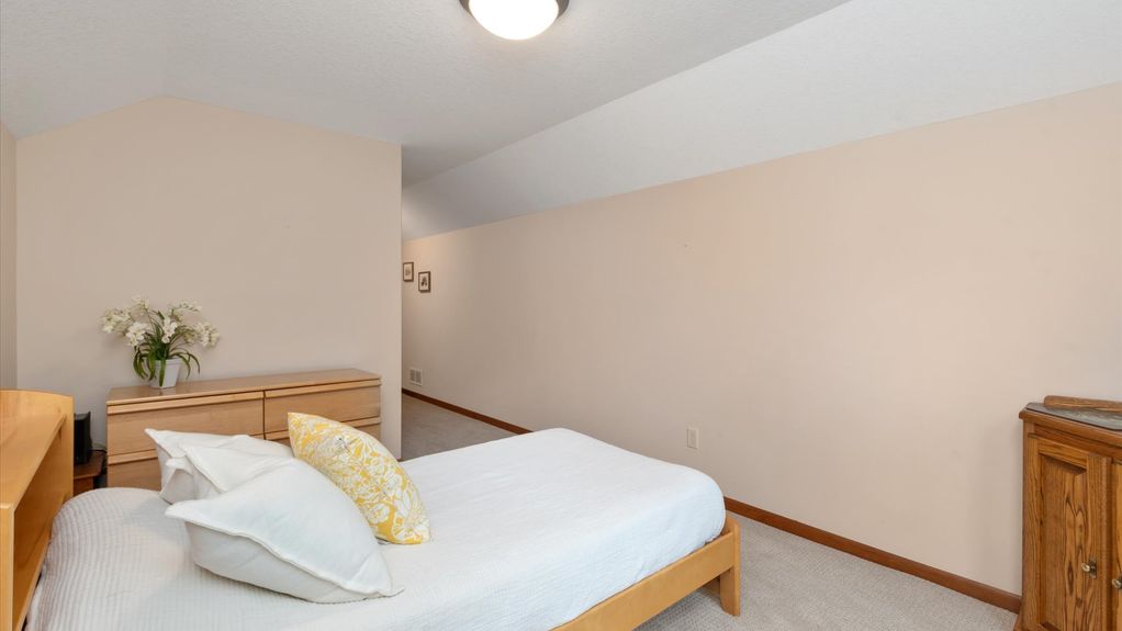09-zj 125 Cassidy Ct064