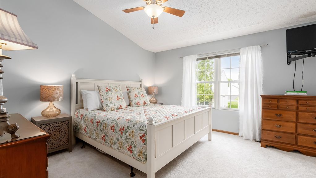 12-zj 7739 Lupine Dr047