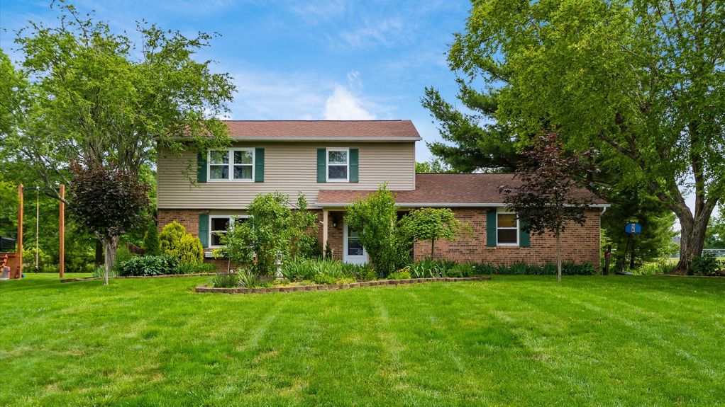 16-zj 110 Canterberry Ln SW028