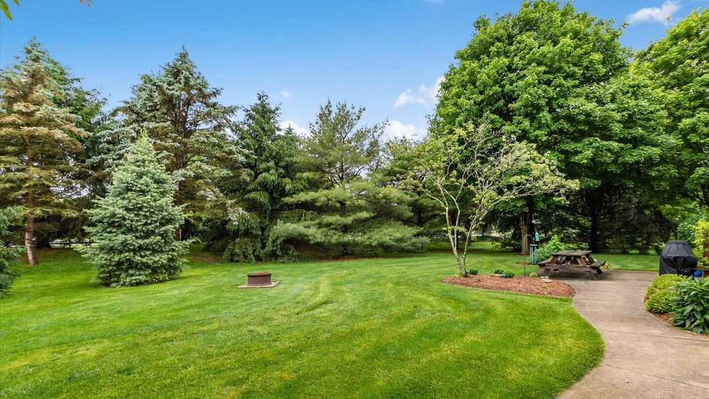 23-zj 125 Cassidy Ct129
