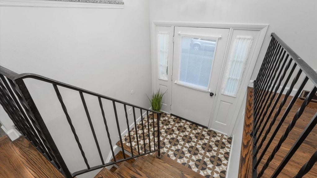 10-z 473 Barwood Dr017