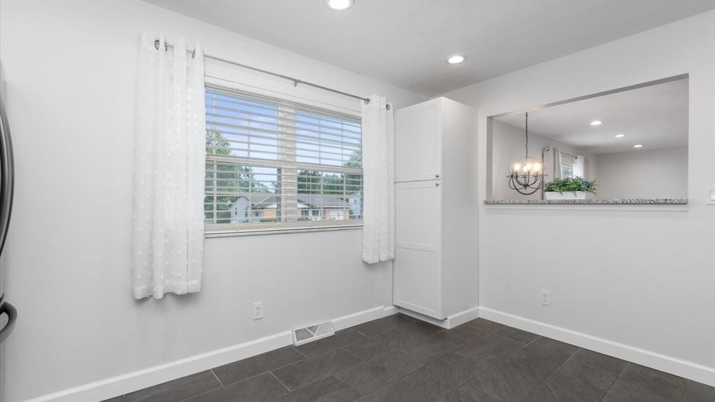 17-z 473 Barwood Dr035