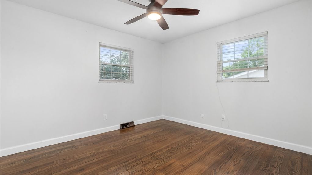 19-z 473 Barwood Dr040