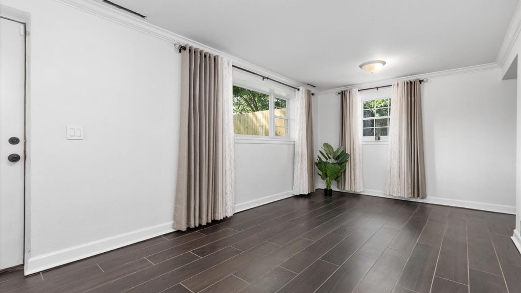 26-z 473 Barwood Dr058