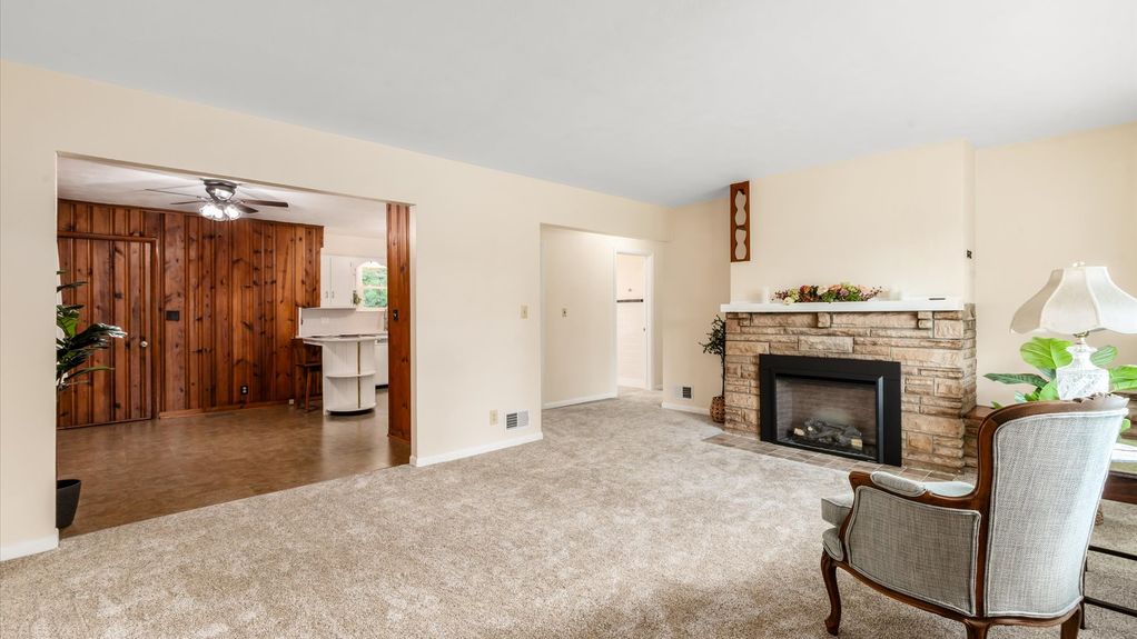 03-zj 717 Saratoga Ave001