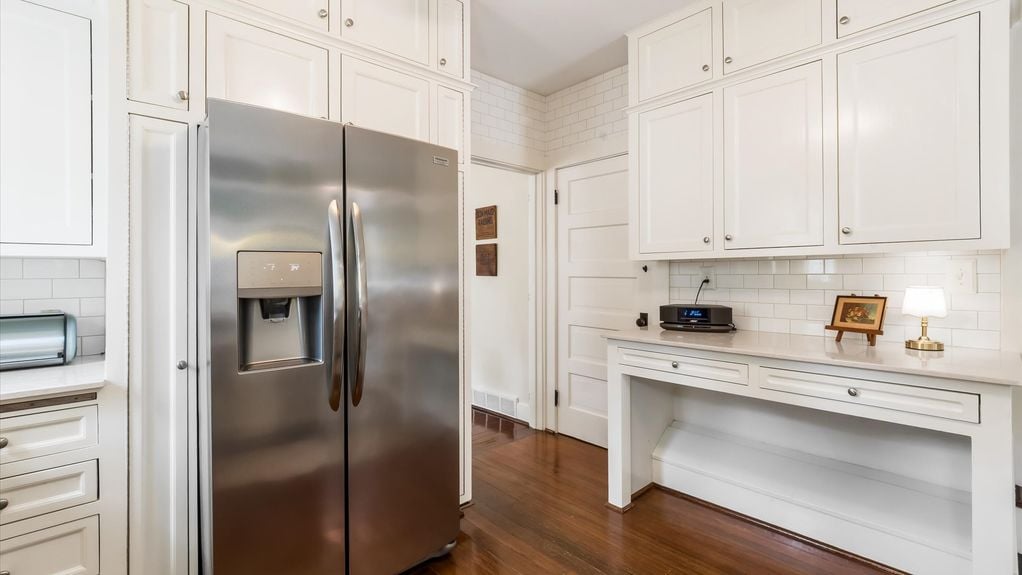 16-zj 1182 Evansdale Ave028