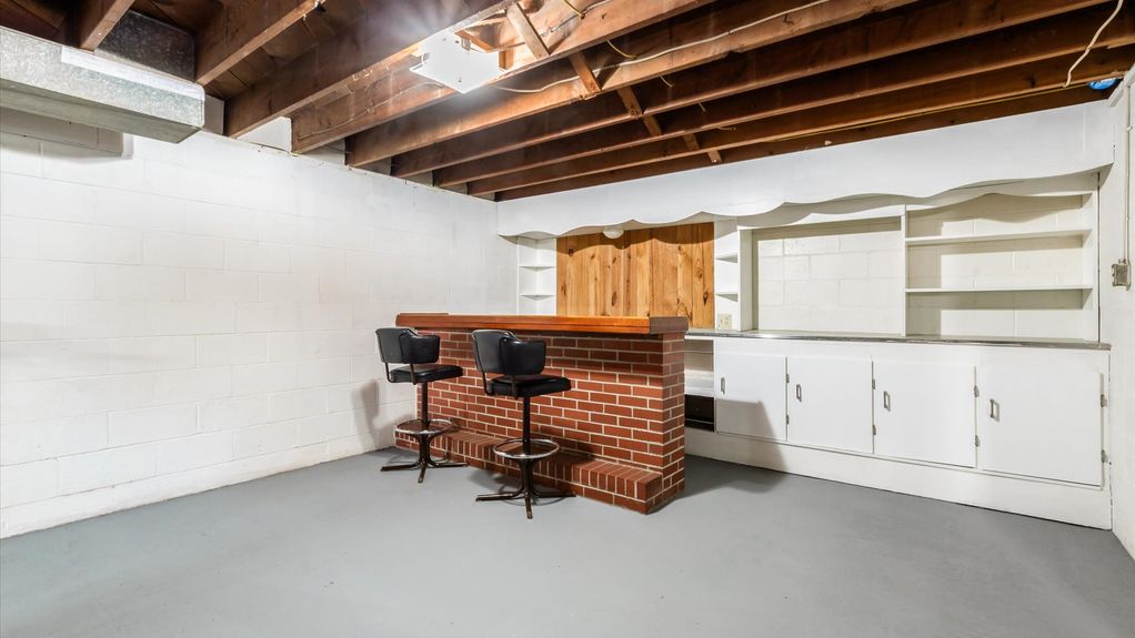 17-zj 717 Saratoga Ave064