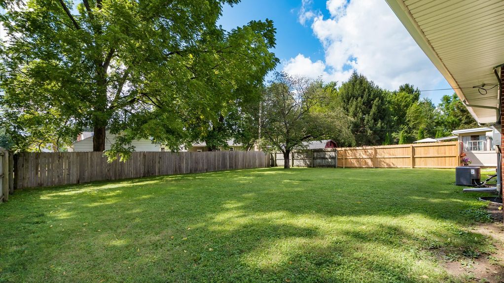 21-zj 717 Saratoga Ave072