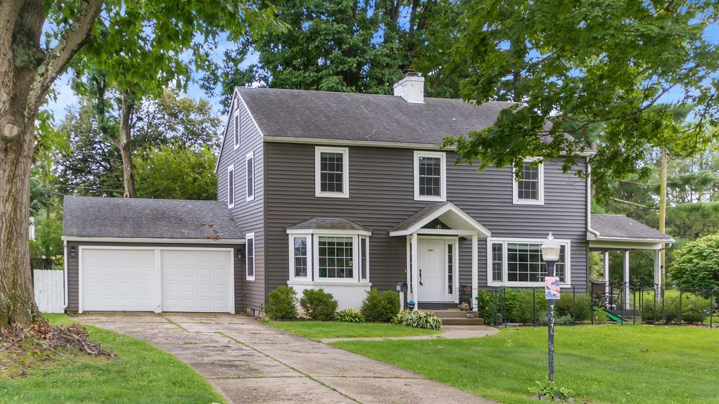 21-zj 1131 Parkview Rd084