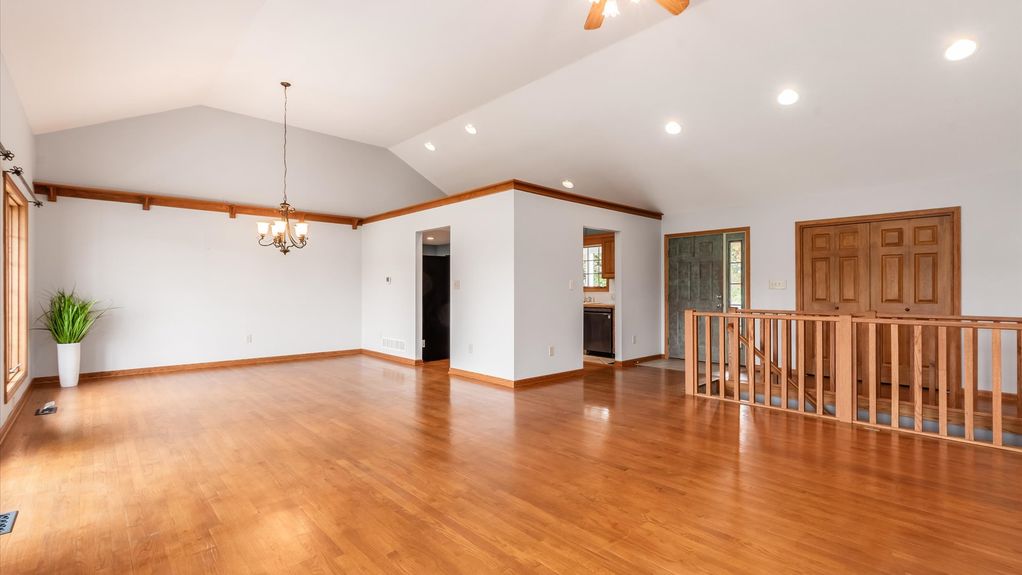 13-zj 2461 Hardscrabble Rd031