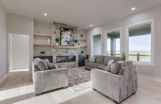 4-web-or-mls-312443_04