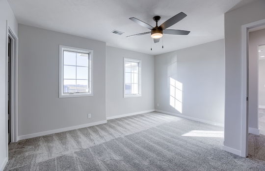28-web-or-mls-311235_28