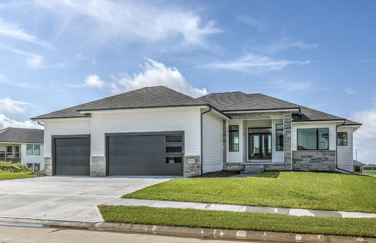 21113ArlingtonSt
