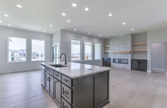 21113ArlingtonSt