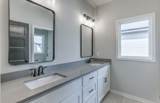 21113ArlingtonSt