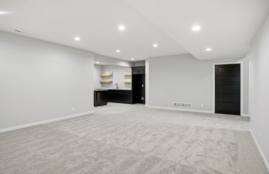 21108 ARLINGTON ST_29