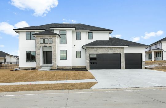 21108 ARLINGTON ST_34