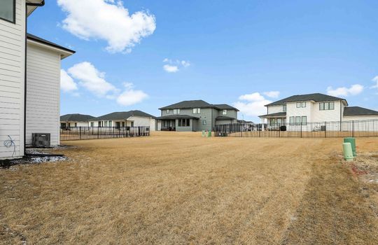 21108 ARLINGTON ST_40