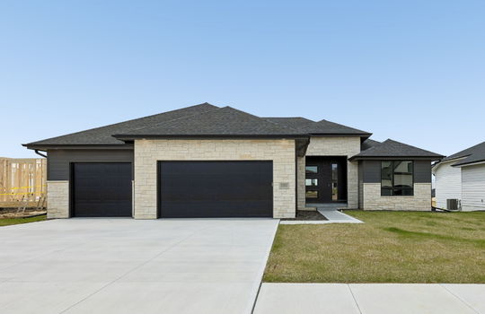 1-web-or-mls-8785 - 5502 N 213th St_001