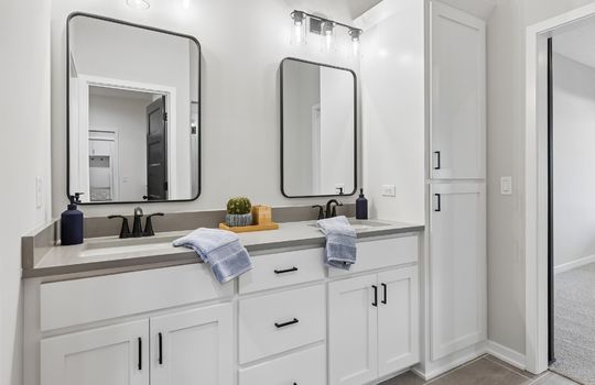 14-web-or-mls-11722 S 124th Ave_014