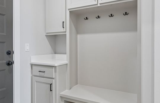 17-web-or-mls-19505 Allied St_017