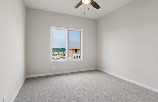 18-web-or-mls-11722 S 124th Ave_018