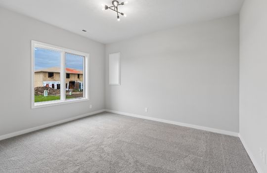 21-web-or-mls-11722 S 124th Ave_021