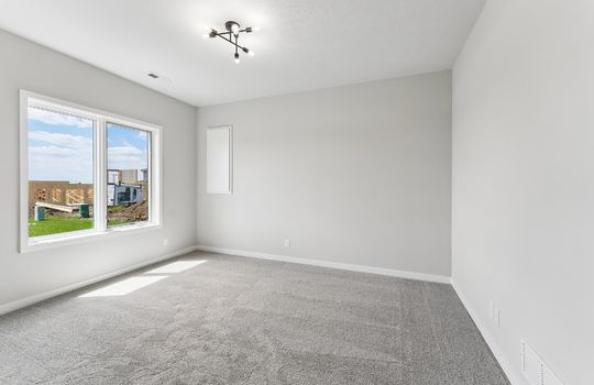 23-web-or-mls-8779 - 11722 124th Ave_023