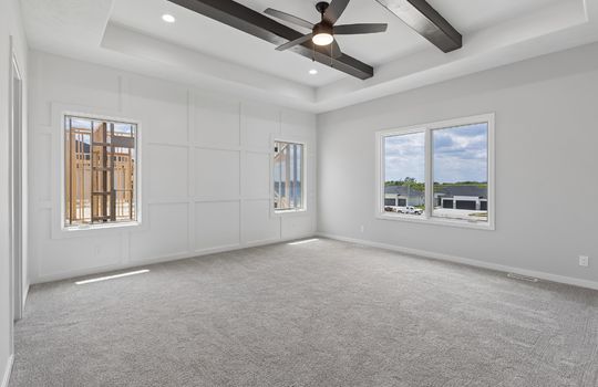 24-web-or-mls-8785 - 5502 N 213th St_024