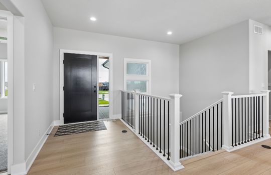 3-web-or-mls-11722 S 124th Ave_003