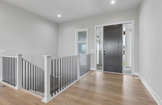 3-web-or-mls-19505 Allied St_003