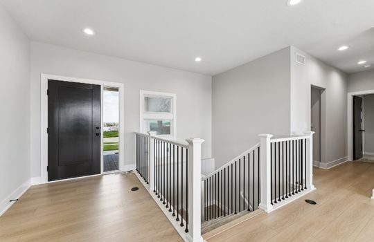 3-web-or-mls-8779 - 11722 124th Ave_003