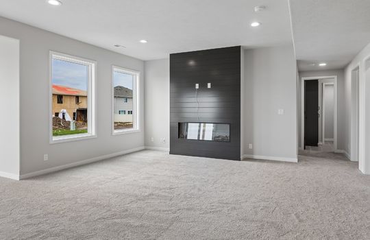 30-web-or-mls-11722 S 124th Ave_030