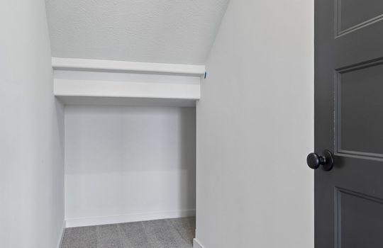 33-web-or-mls-11722 S 124th Ave_033