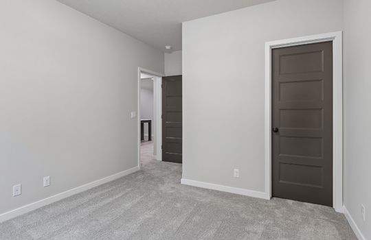 36-web-or-mls-19505 Allied St_036
