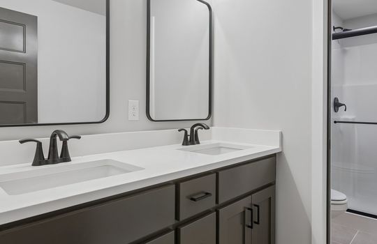 37-web-or-mls-19505 Allied St_037