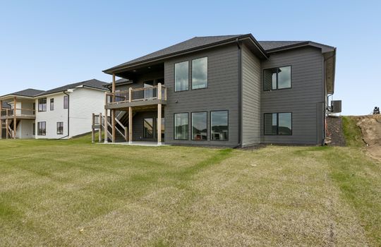 46-web-or-mls-8785 - 5502 N 213th St_046