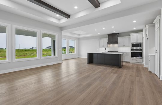 5-web-or-mls-19505 Allied St_005