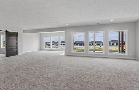 7-web-or-mls-8785 - 5502 N 213th St_007