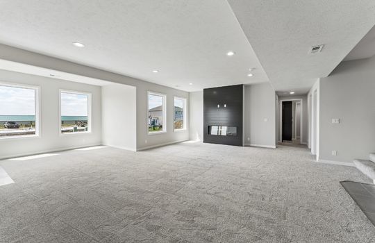 8-web-or-mls-8779 - 11722 124th Ave_008