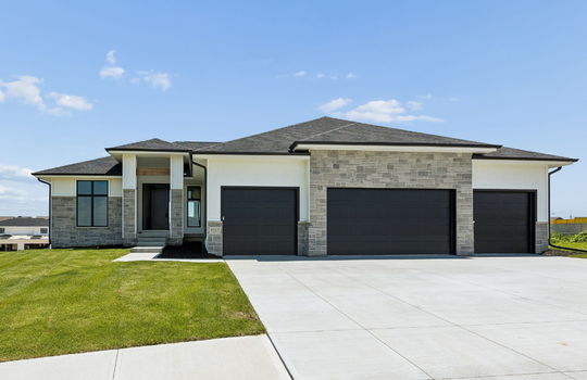 1-web-or-mls-6517 S 214th St_001