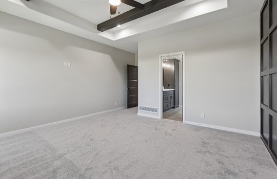 16-web-or-mls-9192 - 21416 Morning View Dr_013