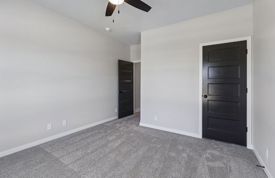 22-web-or-mls-9192 - 21416 Morning View Dr_019